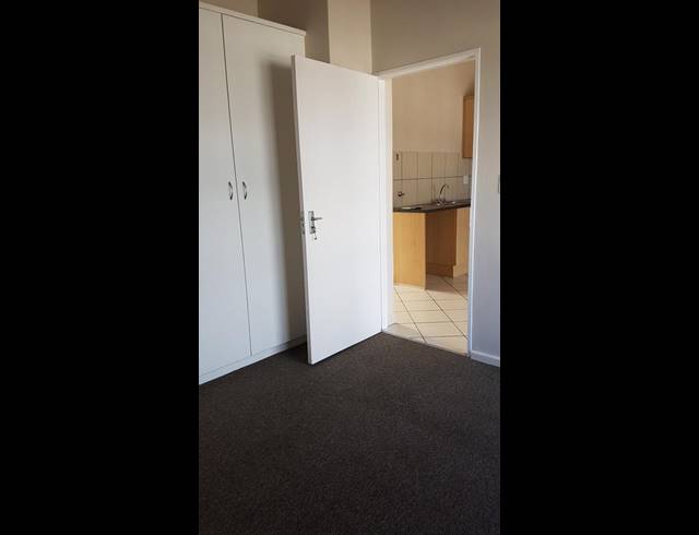 2 BEDROOM PROPERTY TO RENT IN BUH-REIN